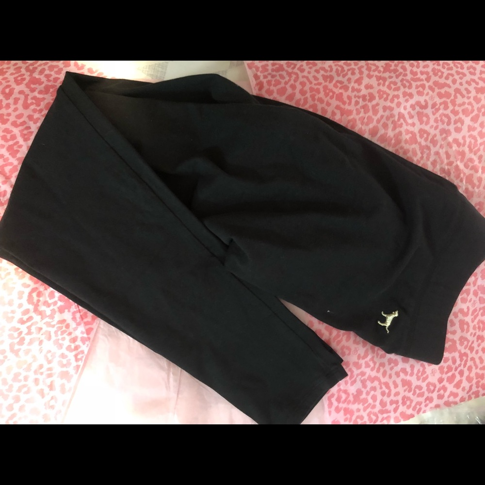 Victoria’s Secret pink yoga leggings